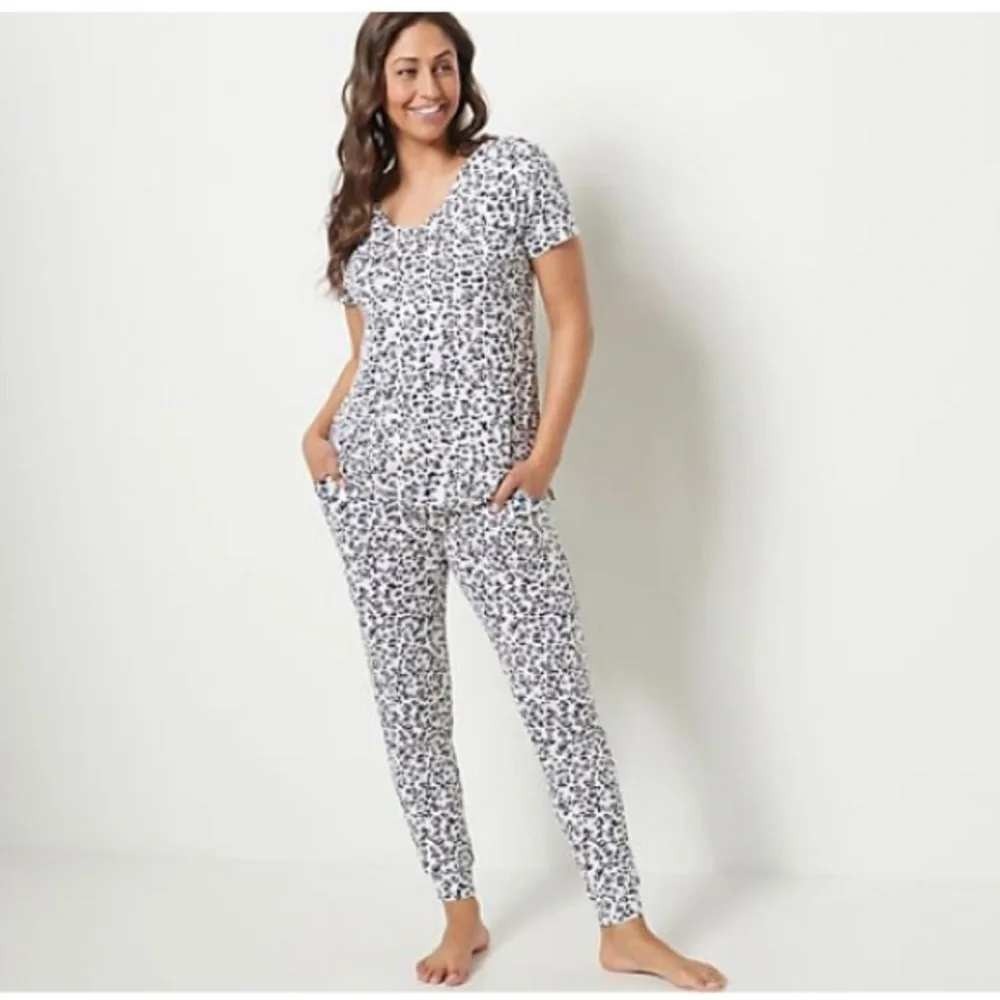 Koolaburra by UGG Pajama Set L Grey Leopard Print Modal Jogger 2pc Loungewear